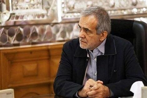 پزشکیان: تایید صلاحیت نشوم، طبابتم را می کنم /کل خلافی که از من پیدا کردند، راه رفتنم در مجلس بود/موکلانم می گویند، تایید نشوی، پای صندوق رأی نمی آییم