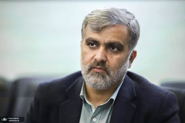  عضو هیأت علمی دانشگاه علامه طباطبایی: شست‌وشوی میت هنوز در جامعه ما به عنوان یک مجازات جایگزین حبس یا مجازات تکمیلی جا نیفتاده است/ بحث حجاب فراقضایی است