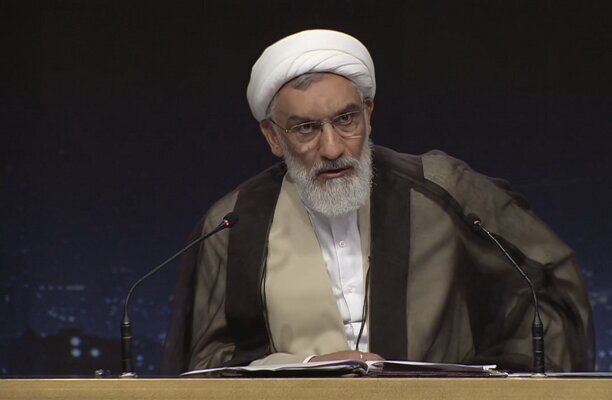  پورمحمدی: بسیاری از مشکلاتی که سال ۸۸ داشتیم به خاطر این بود که سیاست های انتخاباتی ما درست نبود / لاریجانی و جهانگیری تایید صلاحیت نشدند؛ چرا؟ اینها سئوالات مردم است