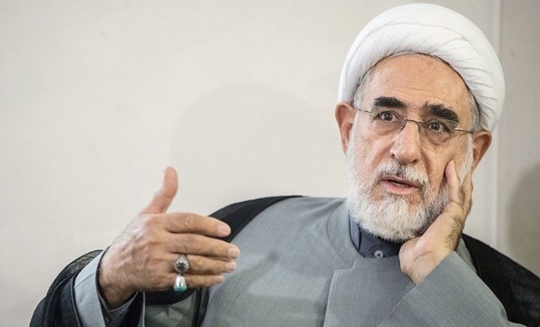 خاطره یک فعال سیاسی از ظریف در نیویورک/ آدم‌های کوچک و نابلد، نمی‌توانند او را تحمل کنند/ از دیدگاه آقایان، فردی مورد تایید است که بله‌قربان‌گو باشد