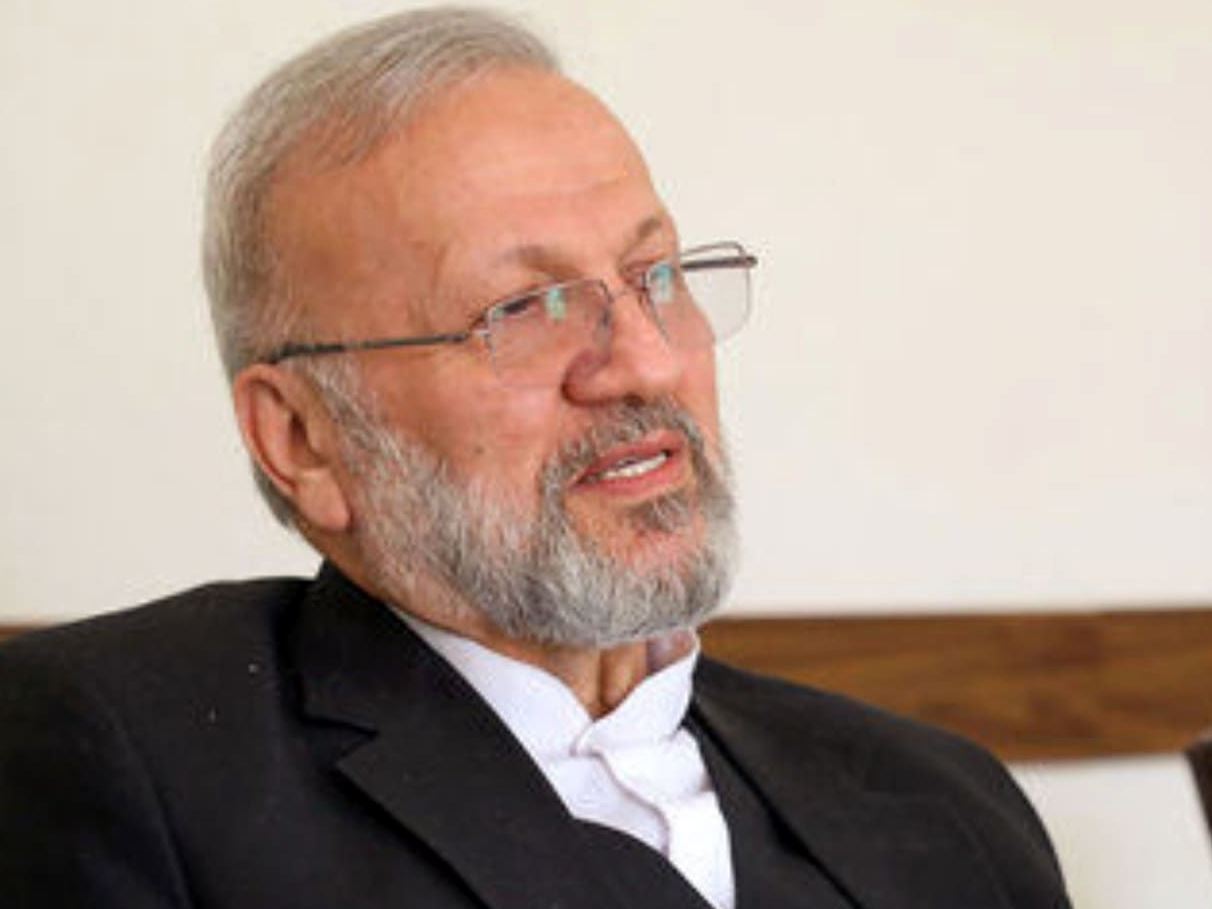  متکی: رئیسی باید برای هر وزارتخانه ۱۰ وزیر مطالعه‌ شده در اختیار می‌داشت نه اینکه تا صبح معرفی به مجلس، اسامی تغییر کنند 