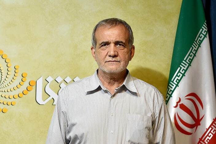  پزشکیان: دولت به شرکت‌های دارویی ۶۰ هزار میلیارد تومان بدهی دارد/ در درمان بیماری‌های خاص مانده‌ایم/ قرار بود ۱۰ درصد خالص هدفمندی برای بیماران خاص هزینه شود