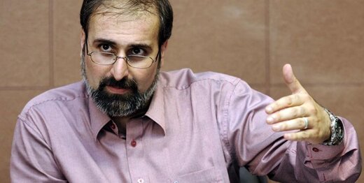 طعنه داوری به ادعای رائفی‌پور؛ پایداری‌ها نگذاشتند حتی جوهر شعار «جیب بسته، دهان باز» خشک شود!