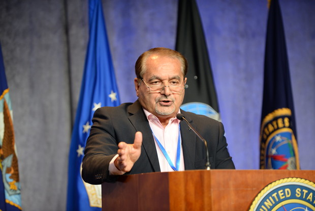   سیدحسین موسویان: تقابل یک بازی باخت - باخت برای ایران و آمریکا است/ واشنگتن باید سیاست خاورمیانه ای خود را اصلاح کند/ اتحاد اسرائیل و عربستان علیه ایران شکست خورد / آمریکا باید گفت وگوی جامع با ایران داشته باشد