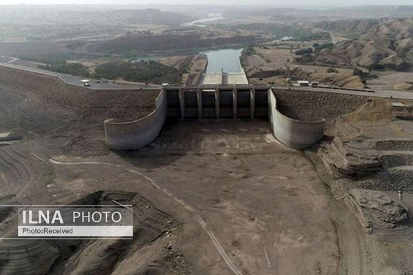 آبگیری سد کرخه از پیش‌بینی بدبینانه هم کمتر بود/ حجم ذخیره‌ قابل برداشت آب شرب تا آذرماه صفر می‌شود 