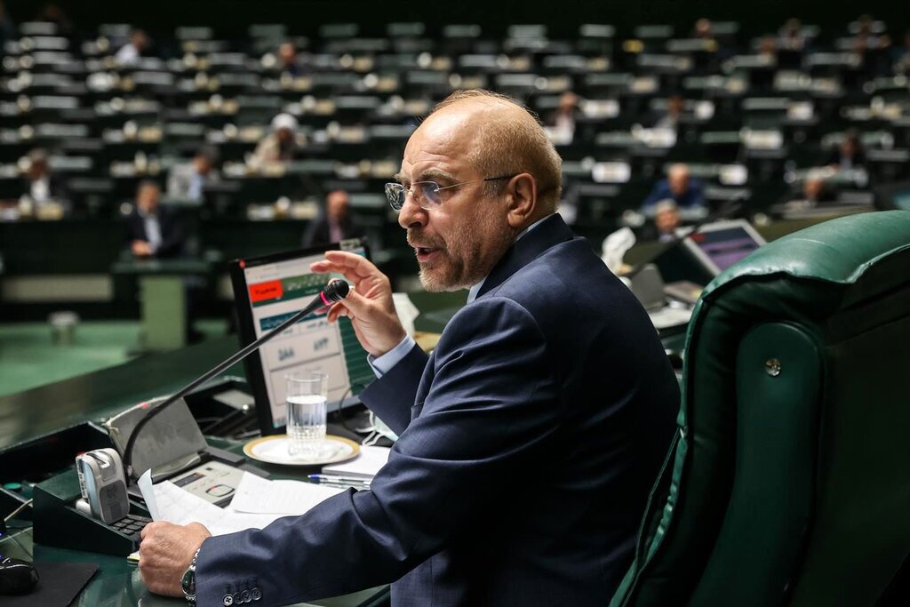  طعنه‌ی روزنامه دولت به قالیباف: ۵۳ درصد مردم اصلا اسم رئیس مجلس را هم نمی‌دانند