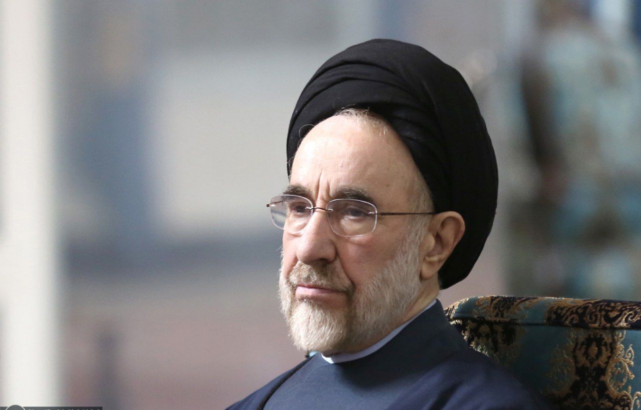 سید محمد خاتمی: مهمترین تهدید امروز کشور وضع زندگى مردم و ناامیدى از آینده است/ حاکمیت پیروزى برابر اسرائیل را مستمسکى براى ارتباط عزت‌مندانه با جهان و آشتى ملى در داخل کشور قرار دهد