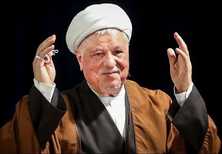 جنجال بر سر استعفای مهاجرانی بالا گرفت/ با شبکه سحر و پنج سیما مصاحبه داشتم/ بازخوانی خاطرات آیت‌الله هاشمی