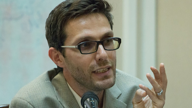  میان آبادی، پژوهشگر هیدروپلیتیک و دیپلماسی آب: آب به ابزار سیاسی برای سیاستمداران افغانستان تبدیل شده است/ دسترسی به ایستگاه دهراوود مثبت است، اما کافی نیست/ افغانستان نمی تواند با ادعای خشکسالی، حقابه ایران را برابر با صفر بداند