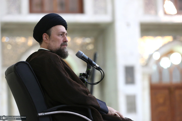  سید حسن خمینی: سوزاندن قرآن ظلم به آزادی، دیانت، انسانیت و صلح است/ آنان پشت یکی از دستاوردهای بشریت یعنی «آزادی» سنگر گرفته‌اند