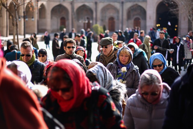 رئیس جامعه تورگردانان: بسیاری از توراپراتورهای خارجی، ایران را از فهرست مقاصد سفر خارج کرده‌اند / اگر این رویه طولانی شود، دیگر نامی از ایران در بین مقاصد سفر آورده نمی‌شود 