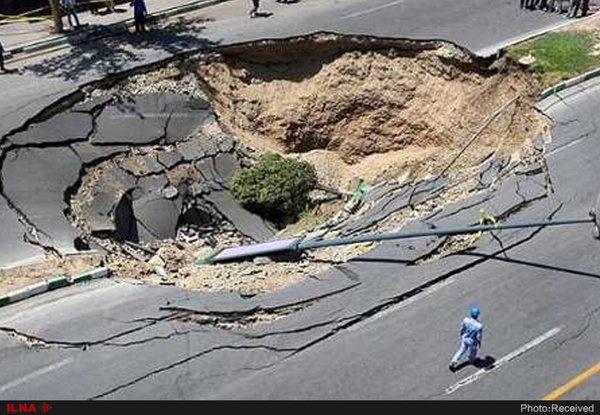 ایران ۱۰ برابر استانداردهای جهانی فرونشست دارد/ نیازمند مدیریت یکپارچه آب و خاک هستیم/ظرف ذخیره سفره‌های آب زیرزمینی را از دست داده‌ایم 