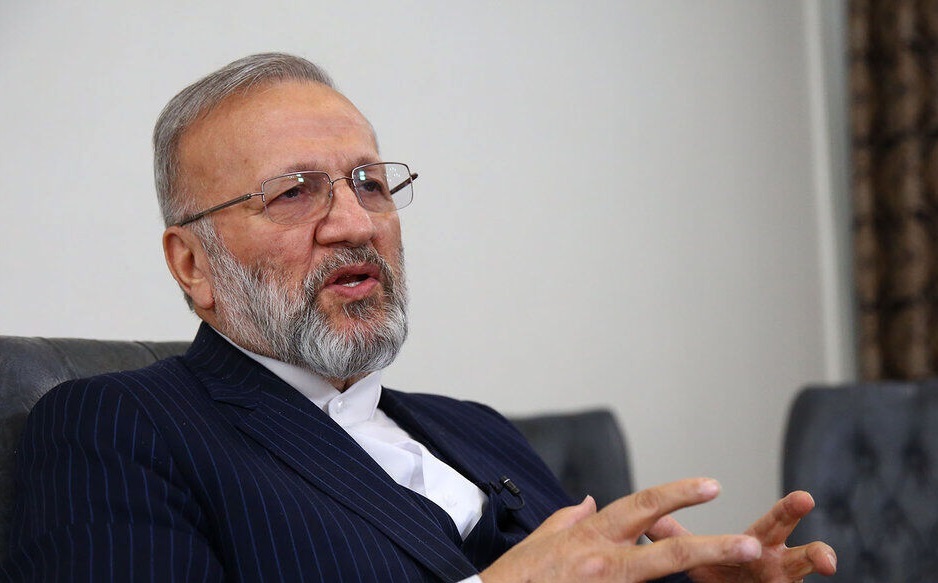 متکی: احزابی که می‌گویند ما به انتخابات ورود نمی‌کنیم، بی‌جهت اسم حزب را یدک می‌کشند / نوجوانان، جوانان و بخشی از سلبریتی‌ها را به میدان آورده بودند و باورشان این بود پایان کار نظام است