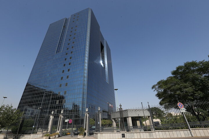  سونامی تورم و نسخه بیهوده افزایش اختیارات بانک مرکزی