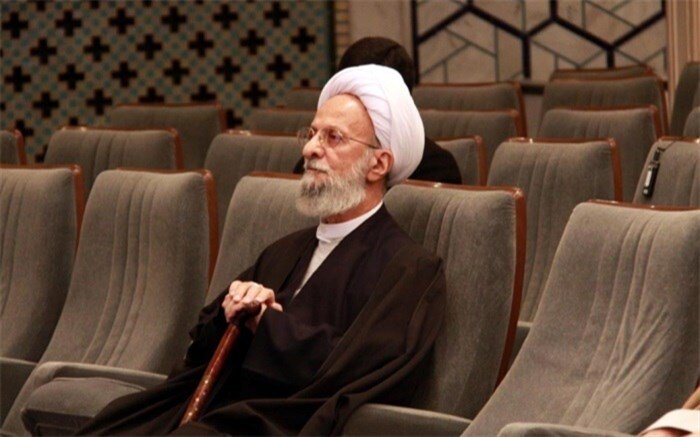 چرا آیت الله مصباح مورد حمله قرار گرفت؟/ چرا بیشترین مدافعان او را تندروها تشکیل می دهند؟