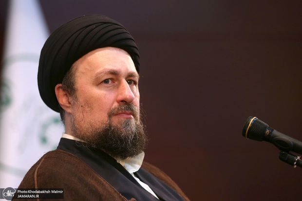  سید حسن خمینی: محیط زیست، داستان زندگی و مرگ است‌/  به این فکر نمی‌کنند که‌ اگر دریاچه ارومیه یا تالاب گاوخونی خشک شود چه اتفاقی می افتد