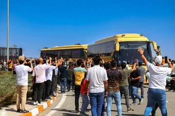 حواشی حضور رونالدو در ایران در گفت‌وگو با کارشناسان: نباید به‌ این تماشاگر خرده گرفت؛ جوان‌ها تفریح و تنوع ندارند/ تدبیر پلیس چه بود؟
