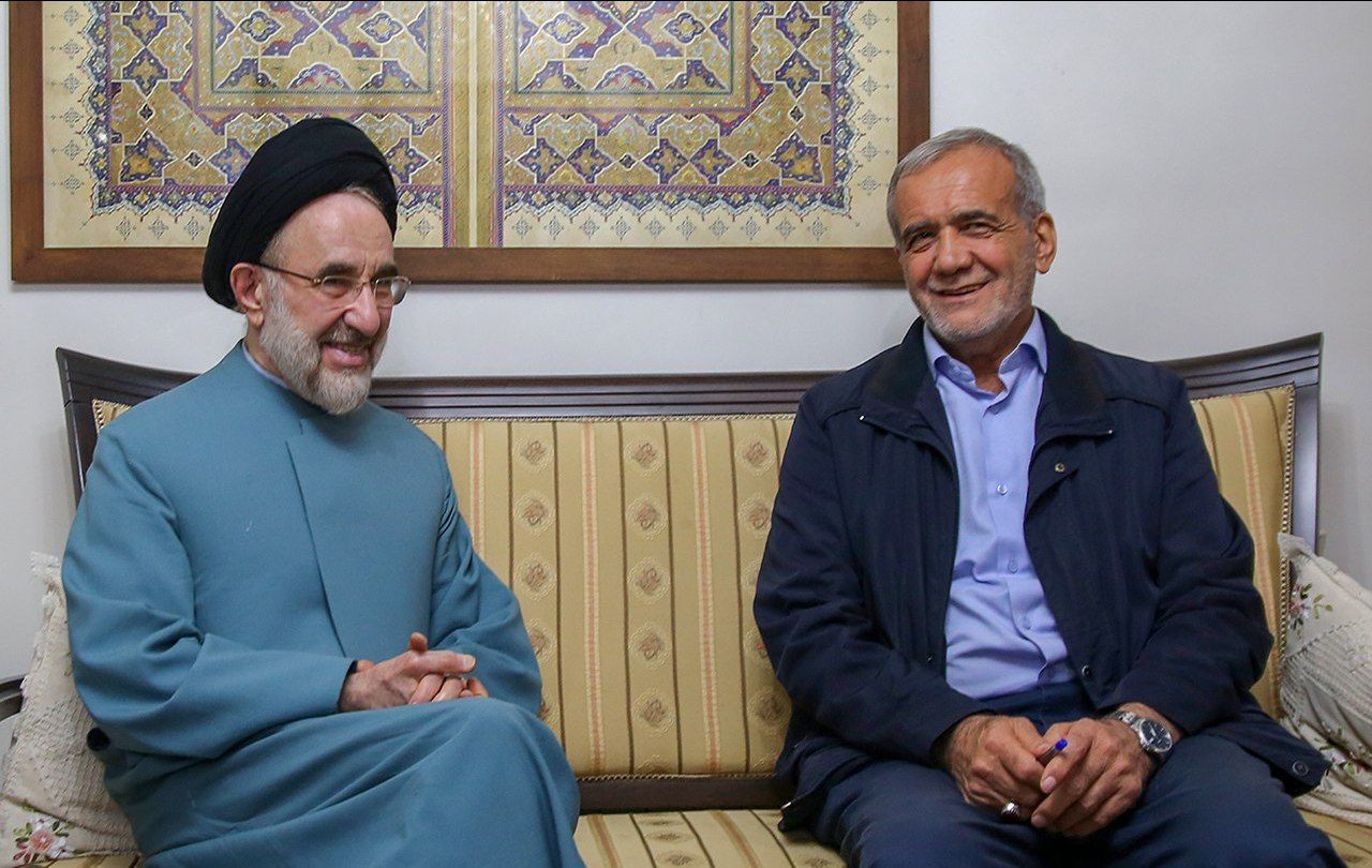  سید محمد خاتمی: به دکتر پزشکیان رأی خواهم داد
