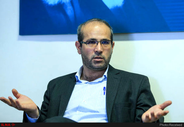 وزیر کار: افزایش قیمت برخی کالاها در ترمیم حقوق و یارانه‌ها جبران شده است / خدایی: کارگران را در منگنه گذاشتند