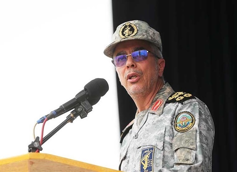  سرلشکر باقری: سرنوشت منافقین برای اپوزیسیون باید عبرت‌آموز  باشد / منافقین به دریوزگی افتاده‌اند 