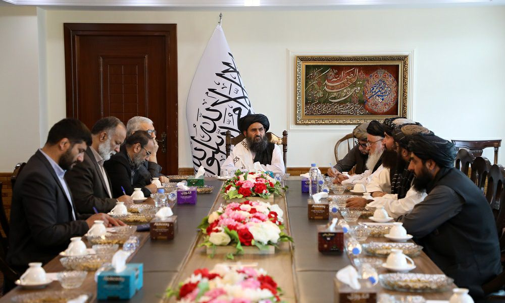 ملا برادر در دیدار با سفیر ایران: نمی‌گذاریم در امور داخلی ما مداخله صورت گیرد