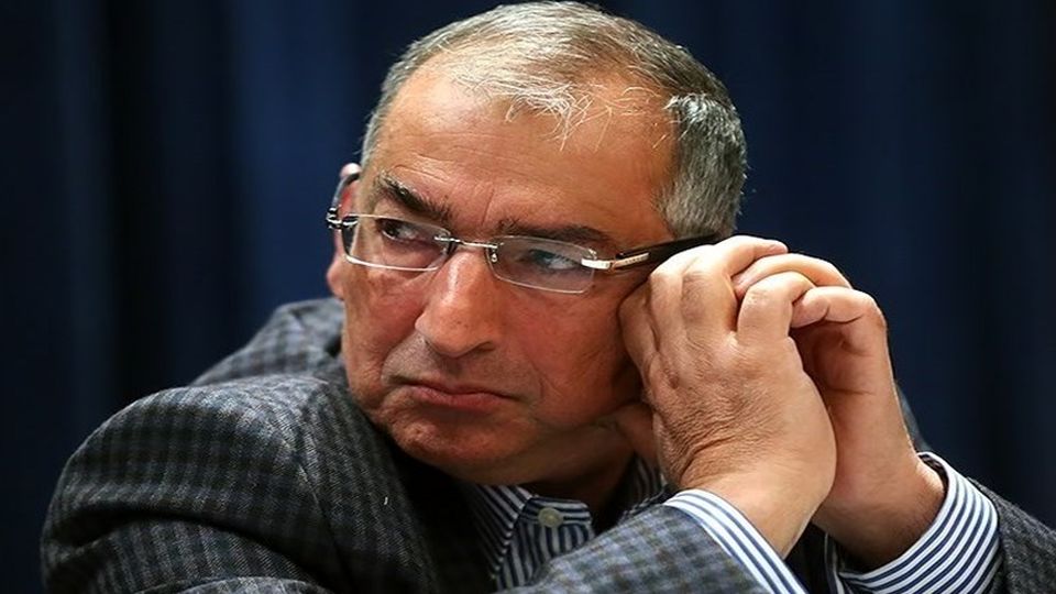 زیباکلام: اگر مخالف نظامم پس چرا انقدر براندازها ،سلطنت طلب ها و مخالفین نظام با من بدند