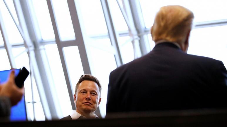  آیا ماسک، دونالد ترامپ رئیس جمهور سابق آمریکا را به توییتر باز می‌گرداند؟