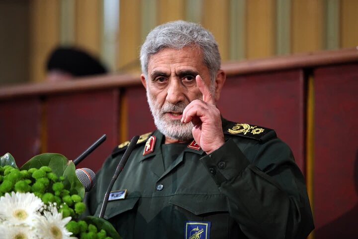 خط و نشان سردار قاآنی برای آمریکا /در شب حمله سپاه به اسرائیل ۸ ناوگروه در دریای سپاه مستقر بود تا جلوی عملیات را بگیرد