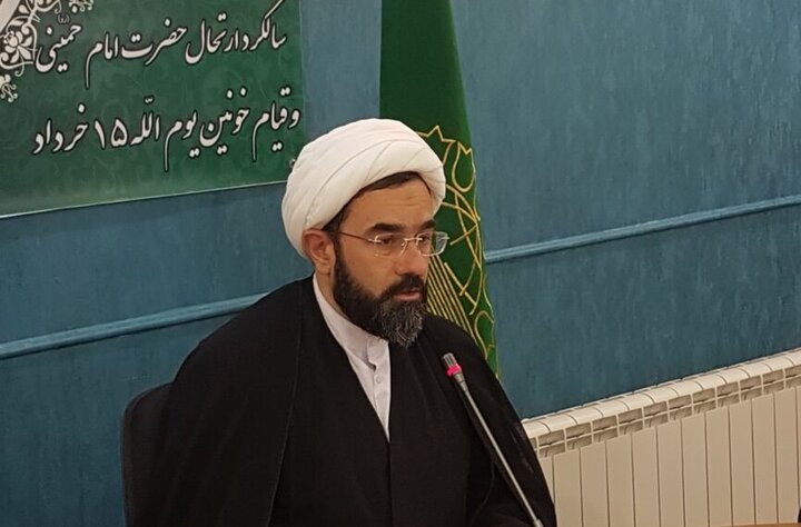 هزینه میلیاردی برای «استقبال پرشور» از ابراهیم رئیسی در قم /مانور تبلیغاتی در فضای مجازی با عکس های سفرهای استانی