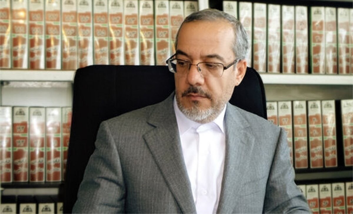 قاضی پیشین دیوانعالی کشور: اظهارات فرمانده انتظامی مازندران در باره شکشستن گردن، جرم مطلق است باعث بدبینی مردم به نیروهای مسلح شده