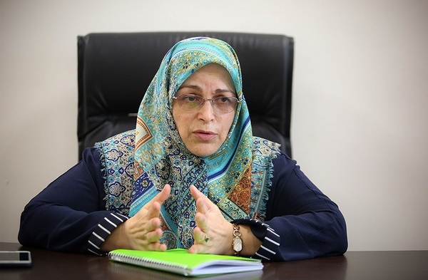  کمیسیون ماده ۱۰ احزاب صلاحیت آذر منصوری برای ریاست جبهه اصلاحات را رد کرد / علت: سابقه محکومیت قضایی