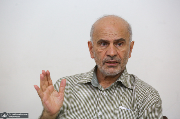 فرشاد مومنی: مشارکت زدایی از مردم، نشانه فساد است/ با بی سابقه ترین سقوط ها در بنیه تولید ملی مواجهیم/ قدرت تشخیص اولویت ها از دست رفته!