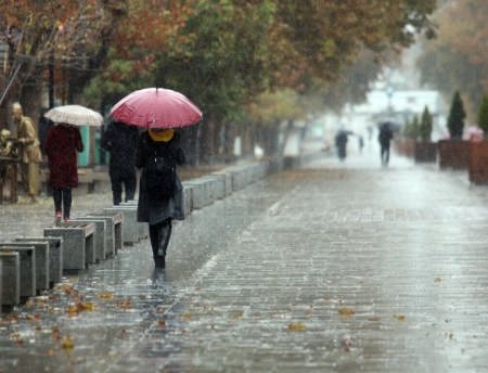  وضعیت آب و هوا، امروز ۱۴ اسفند ۱۴۰۳؛ ورود سامانه بارشی از جنوب غرب کشور / دمای تهران بین ۲ تا ۱۱ درجه