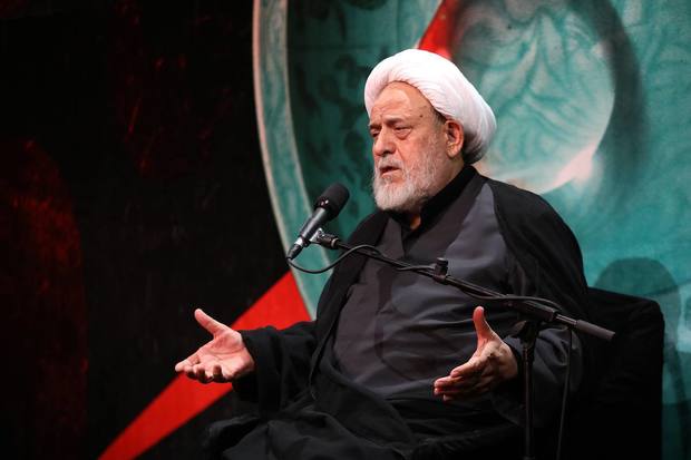  حسین انصاریان: مردم را نباید عصبانی کرد/ با فشار، کسی دین‌دار نمی‌شود/ در دهه عاشورا به خانم‌های بی‌حجاب و بدحجاب فشار نیاورید تا آنها بتوانند در این مجالس شرکت کنند