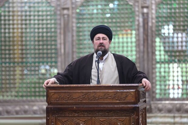 سید حسن خمینی: اینکه چرا اقلیت باید تن به نظر اکثریت بدهند، منطق قرآنی دارد / گروهی به حذف گروه دیگر نیندیشد / نباید امام را فراموش کنیم و کنار بگذاریم