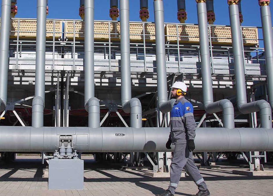 مالیات تنبیهی بر نفت و گاز چیست؟ / اقتصاد روسیه با این مالیات، چه آسیبی خواهد دید؟ / آیا این روش، از تحریم مسکو موثرتر است؟