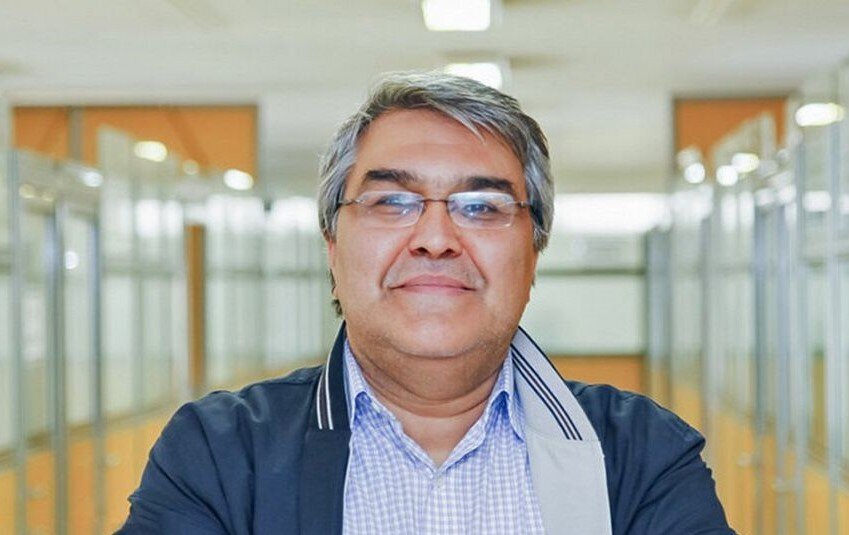  کاکایی: چینی‌ها بازار خودرو ایران را فتح کرده‌اند؛ نیازی به سرمایه‌گذاری در ایران ندارند/ امکان تولید مشترک خودرو بدون عضویت در اف‌ای‌تی‌اف وجود دارد؟