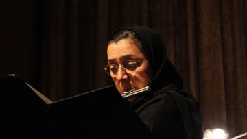  آذین موحد، استاد تعلیق شده دانشکده هنرهای زیبا: بدون حکم قانونی حقوقم را قطع کردند/ چه‌طور می‌توانستم موتزارت درس بدهم در شرایطی که دانشجوها امنیت نداشتند/در ایران خواهم ماند