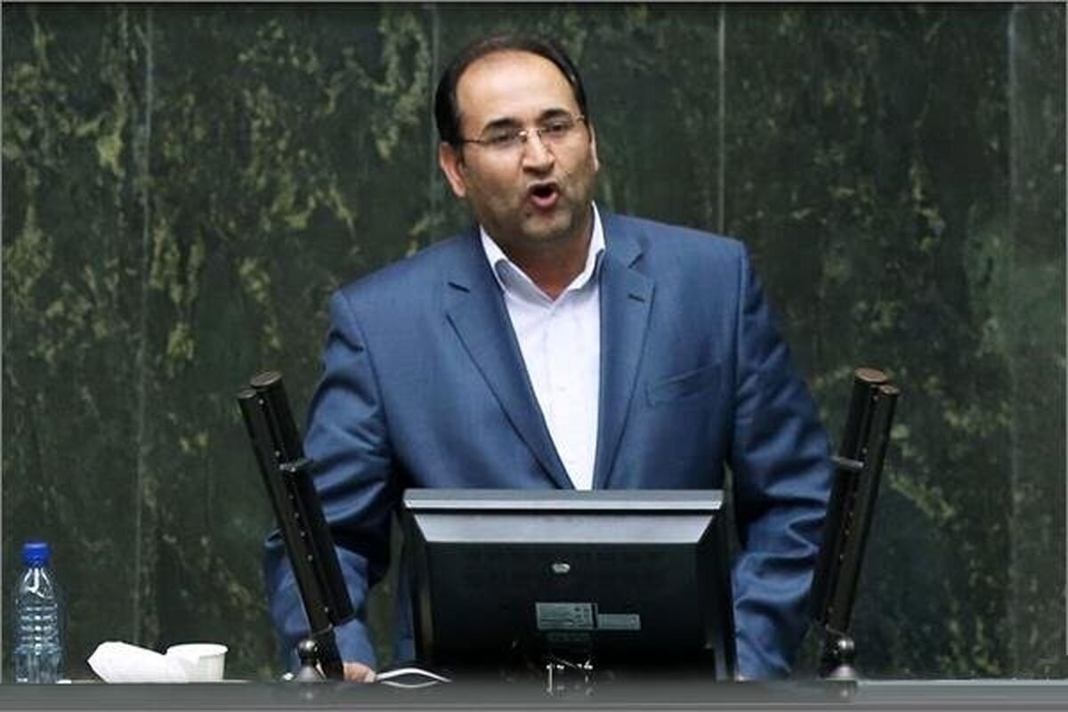  رحیمی جهان آبادی، نماینده مجلس: در موضوع فساد چای دبش بحث یک دلار و ۲ دلار نیست، این پول مسیر اقتصاد یک کشور را واقعا تغییر می دهد