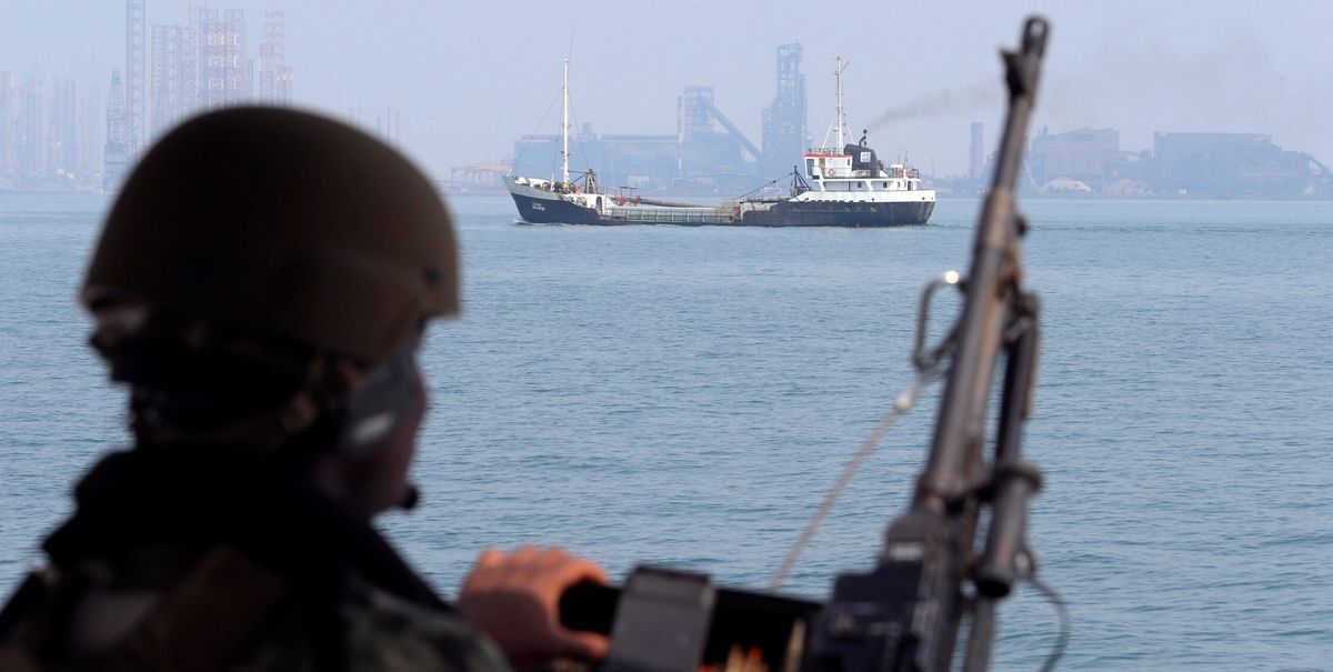 فارن پالیسی: جنگ جدید نفتکش‌ها بین ایران و امریکا در راه است؟ / تنگه هرمز نقطه تازه تنش‌ها خواهد بود؟