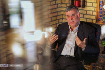 محمد صدر: تندروها می خواستند بگویند حمله حماس کار ایران بوده /با آملی لاریجانی اختلاف نظر دارم /خاتمی هم تاثیرگذار است هم خیرخواه/ از تله افراطیون پیش پای رئیسی تا برجام و FATF 