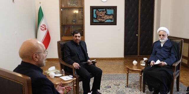  جلسه فوق العاده سران قوا به میزبانی مخبر برگزار شد