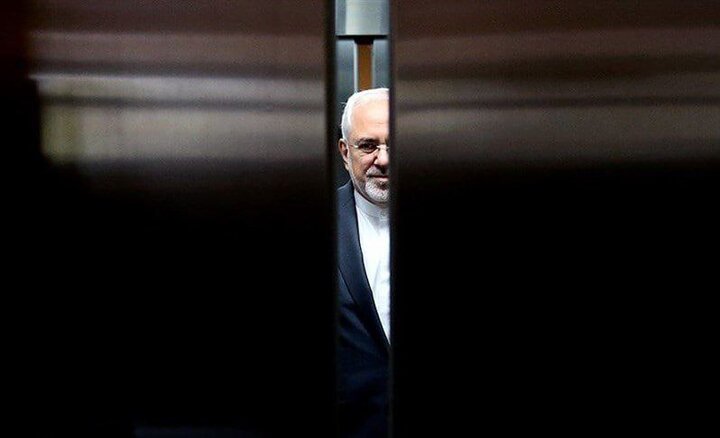  صباح زنگنه: بدون گفت و گوی ملی شاهد تسلط احساسات کور خواهیم بود/ برخی از حضور احتمالی ظریف نگرانند/ شرایط کشور احتیاج به گفت و گو بین همه نخبگان دارد