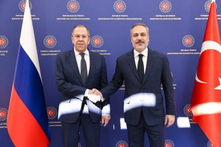  لاوروف خواستار میانجی‌گری آنکارا برای توقف حملات اوکراین به خط لوله گاز «ترک‌استریم» شد