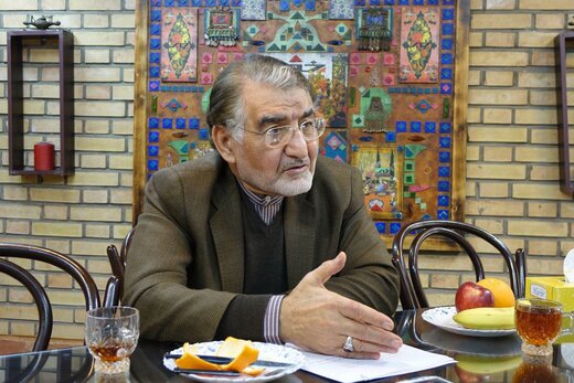  چند سناریو برای قیمت دلار تا پایان سال بازی خطرناک در بازار ارز/ آل‌اسحاق: قمار می‌کنید؛ وارد بازی نشوید