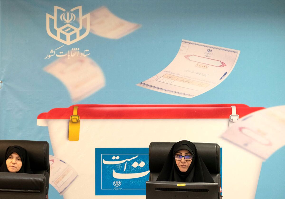 ایسپا: طبق آخرین نظرسنجی‌ها ۲۸.۷ درصد از مردم بیان داشتند به هیچ وجه در این انتخابات شرکت نمی‌کنند / ۴۴ درصد از شهروندان هم گفته‌اند قطعا در انتخابات ریاست جمهوری مشارکت می کنند / ۱۵ درصد مردد هستند