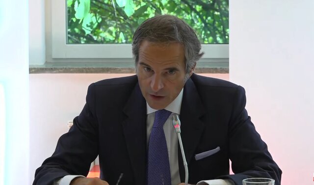  گروسی، مدیرکل آژانس: تهران به ما اجازه داد که مجددا در برخی تاسیاست هسته‌ای این کشور دوربین‌های نظارتی نصب کنیم / در برخی مکان‌ها در ایران پاسخ راضی‌کننده‌ای دریافت نکرده‌ایم