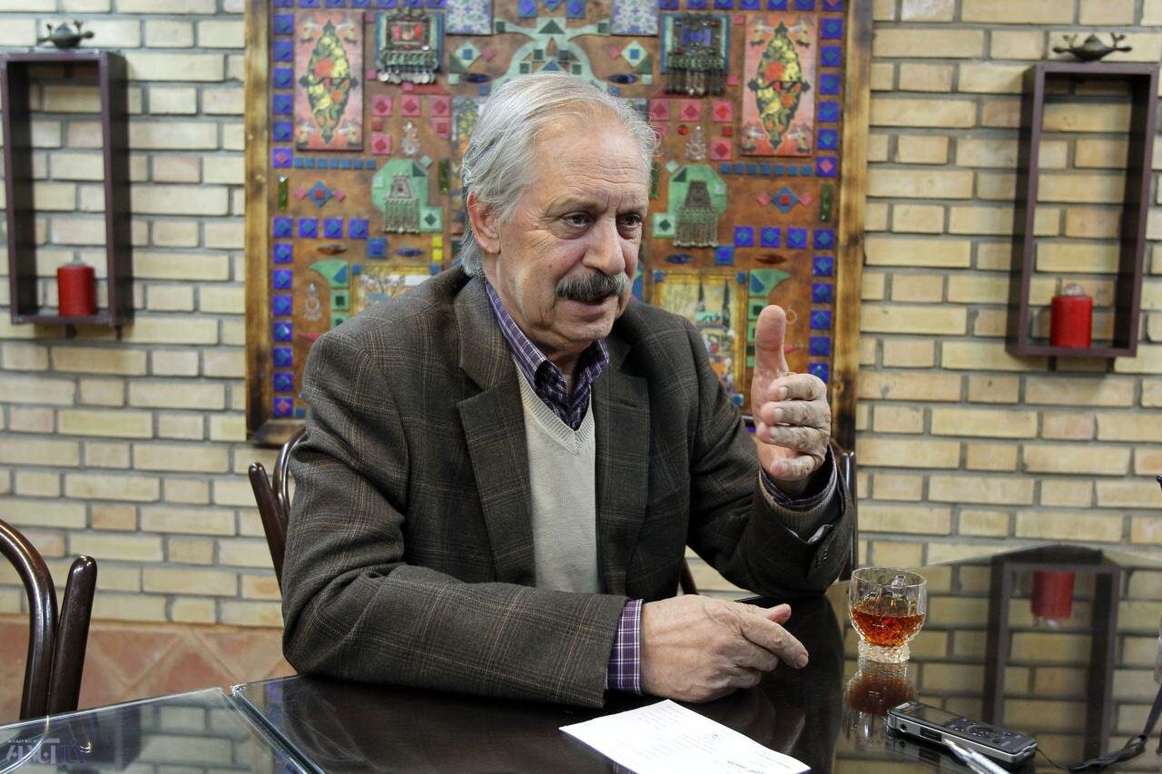 علی بیگدلی: توافق برای آزادی پول‌های بلوکه‌شده ایران در کره، «فرابرجامی» است / این توافق برگه برنده بایدن در رقابت‌های داخلی است