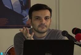  یک پژوهشگر توسعه: تنها راه مقابله با رانت این است که راه‌های دسترسی به رانتها را همگانی‌تر کنیم/ از سال1370 ، دوباره مفرهای رانتی را در ارزمان جاری کردیم