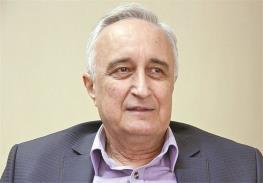 غنی نژاد: بخش اقتصادی قانون اساسی را عمدتا بنی صدر و شهید بهشتی نوشته اند؛ هر دو هم متاثر از اندیشه های چپ بودند / امام مملکت را از دست چپی ها نجات داد؛ اگر امام نبود ایران به کامبوج دوم تبدیل می شد